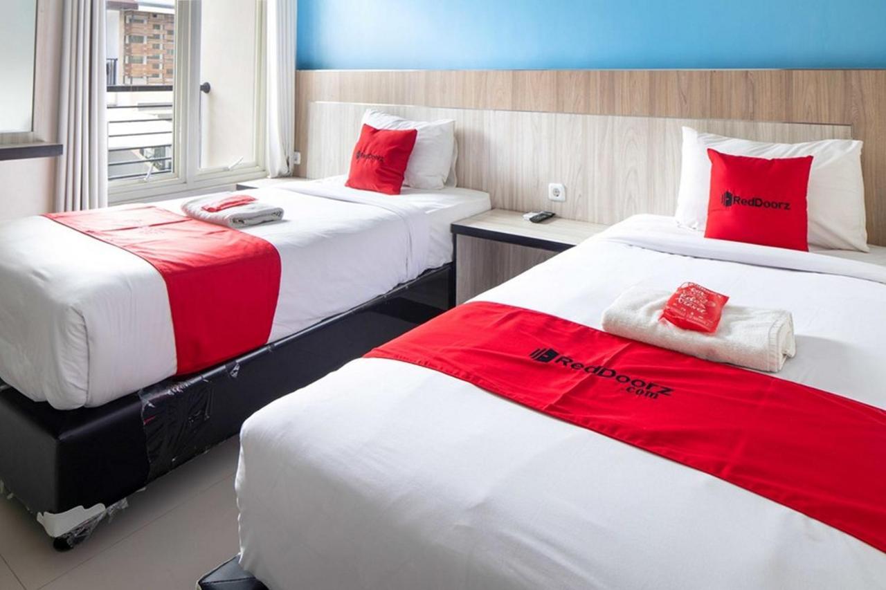 Reddoorz Plus At Panorama Villas Batu Batu  Exterior photo